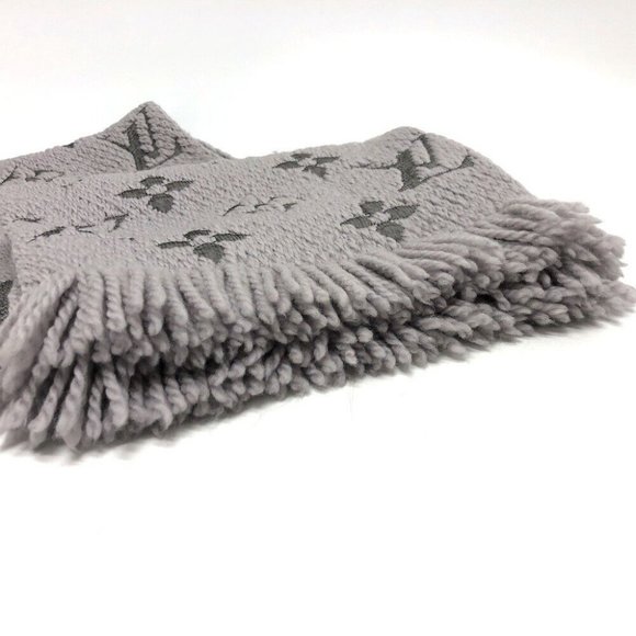 Auth LOUIS VUITTON M74742 charpes logo mania Stole/Shawl Scarf wool / silk gray - Picture 8 of 10